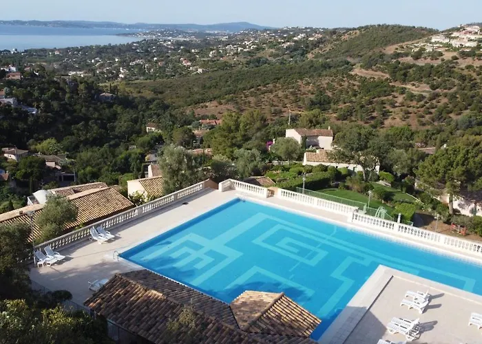 Les Issambres Appart 6 Pers Grande Terrasse Superbe Vue Mer Et Golfe De Saint Tropez, Piscine