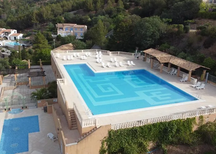 Les Issambres Appart 6 Pers Grande Terrasse Superbe Vue Mer Et Golfe De Saint Tropez, Piscine