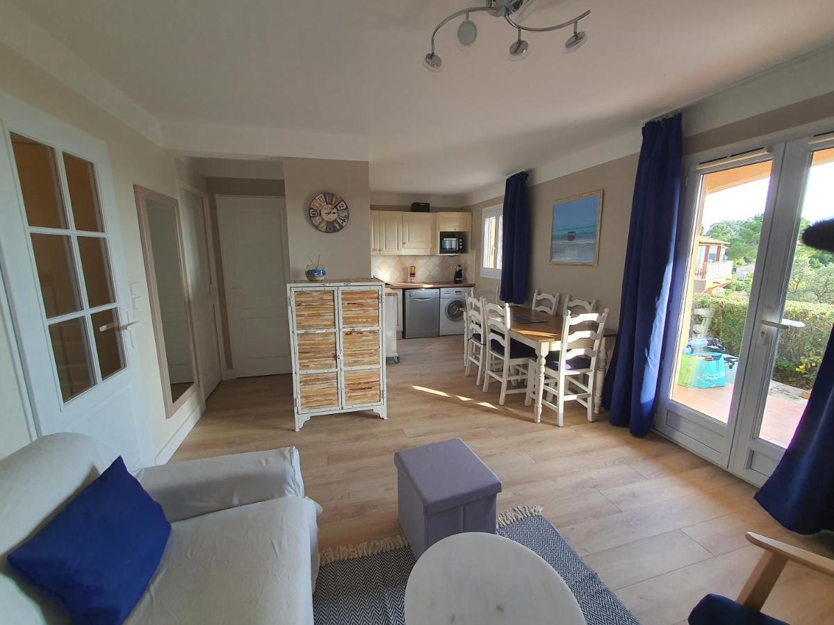 Apartamento 6 Pers Grande Terrasse Superbe Vue Et Golfe De Saint Tropez, Piscine Les Issambres